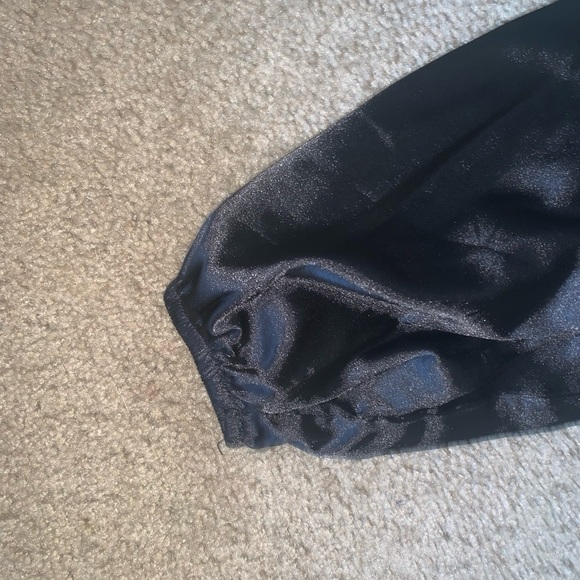 Ladies black blouse - Picture 5 of 5